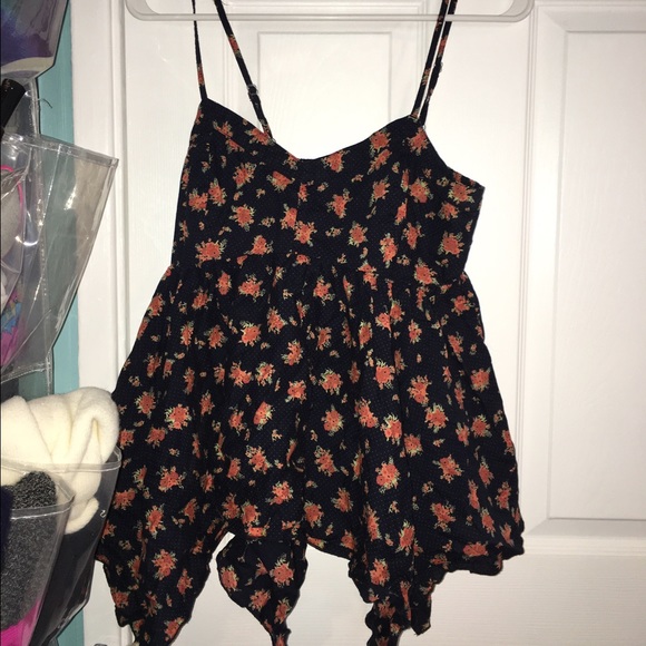 💀SALE💀 Floral Tank Top with Flare Bottom🌷💐🌻