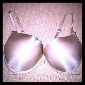 Nude "Bombshell" VS bra