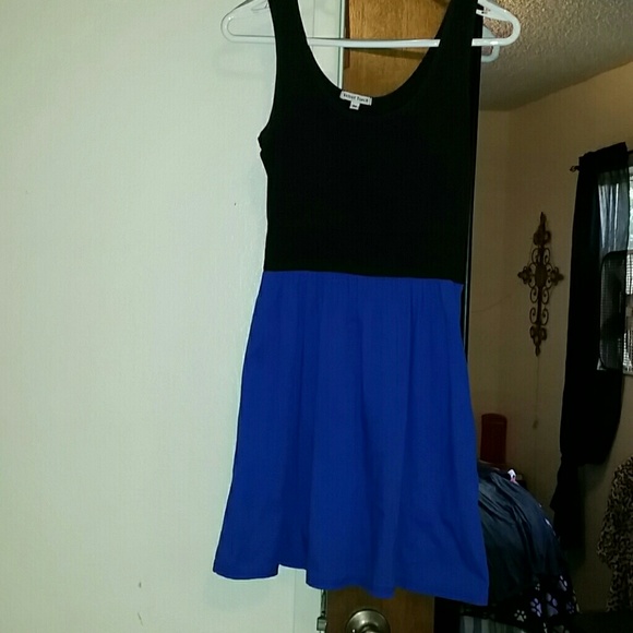 Blue and black skater dress w/pockets