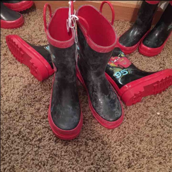 Rain boots - Picture 3 of 4