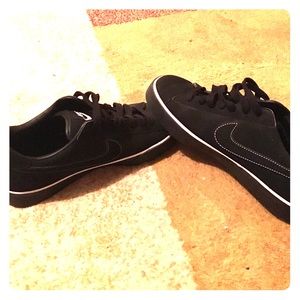 Nike sneakers size 8 in Womens