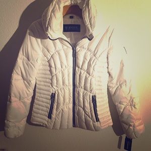 NWT Guess Puffer 💖🍂