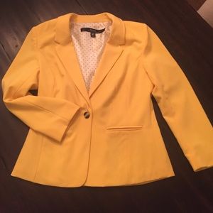 Kensie Blazer size small sunshine yellow