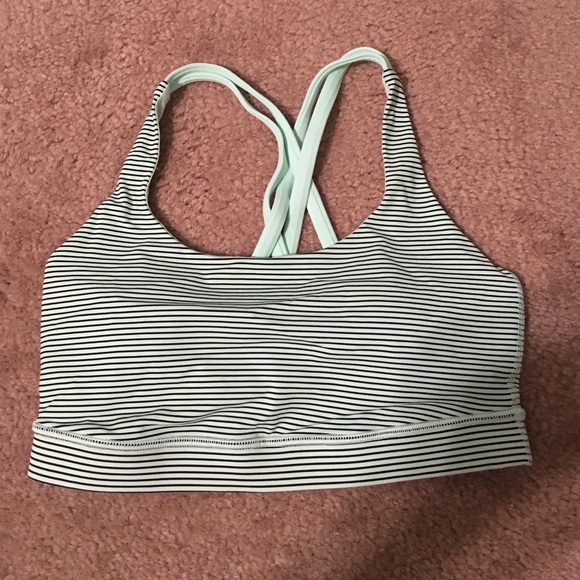 Lululemon sports bra