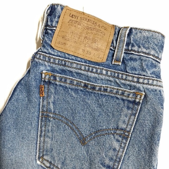 ORANGE TAB Vintage Levi's 550 jeans Sz 28