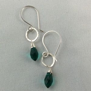 🎉SOLD🎉Emerald Green Crystal Earrings