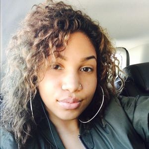 Meet your Posher, Diamond