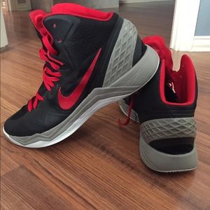 NIKE high top HYPER DISRUPTORS