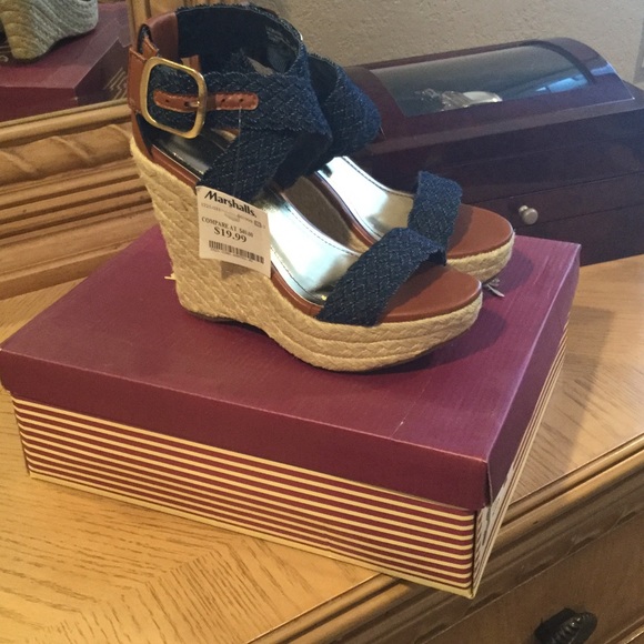 My shoe fetish is your gain.