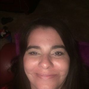 Meet your Posher, Liz