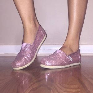 Pink glitter toms