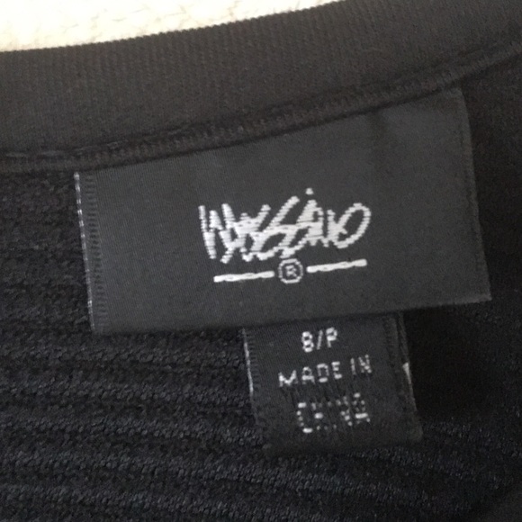 Black dress - Picture 4 of 4