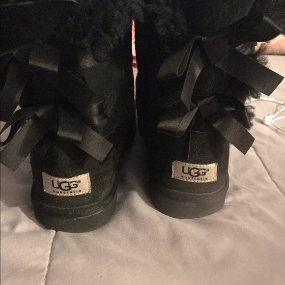 Ugg boots with bows on back