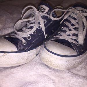 Navy converse