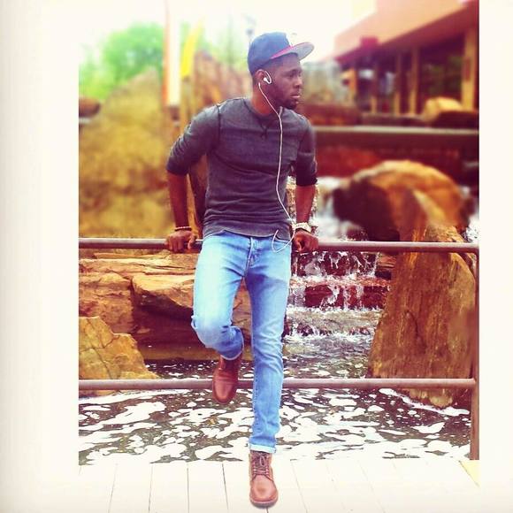 Meet your Posher, Akeem