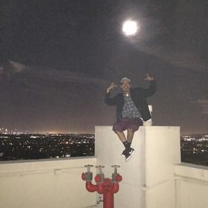 Meet your Posher, Moises