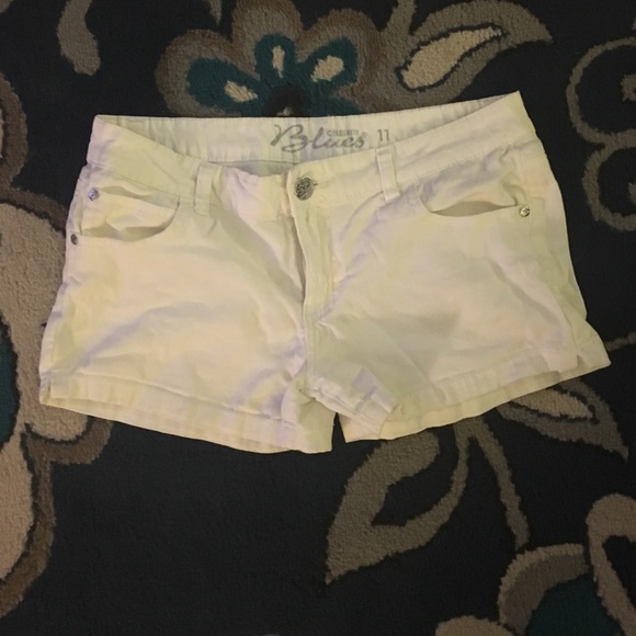 White Short Shorts