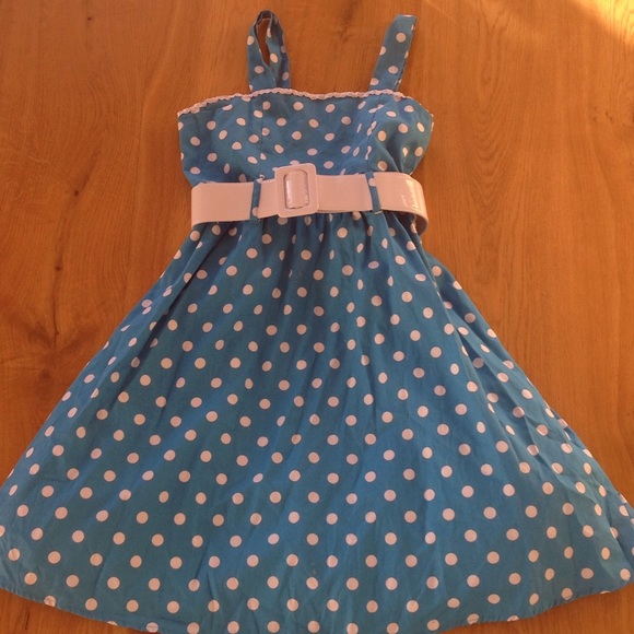 Turq/white polka dot dress white belt