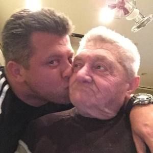 Meet your Posher, Gene