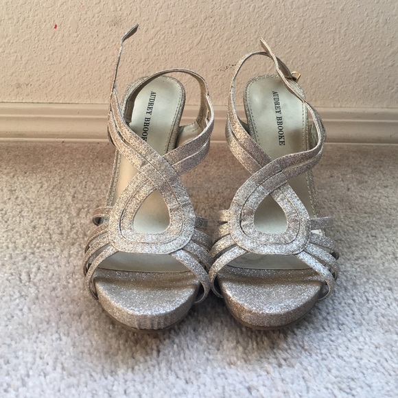 Audrey Brooke Gold Glitter High Heels