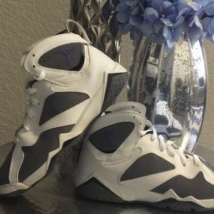 Authentic retro 7 Jordan  sneakers! 🏀🏀🏀