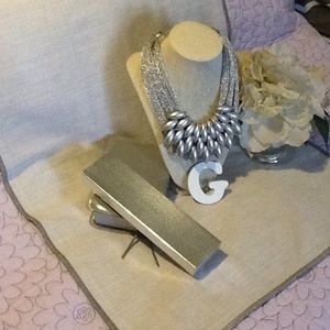 🎀SALE MUST GO🎀Silver bold statement necklace