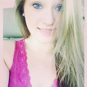 Meet your Posher, Bobbie marie