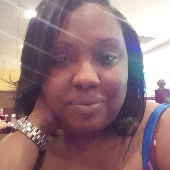 Meet your Posher, Keneshia