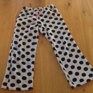 Blk/white polka dot fuzzy pj bottoms