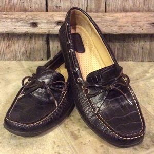 Sperry brown leather croc patterned loafers