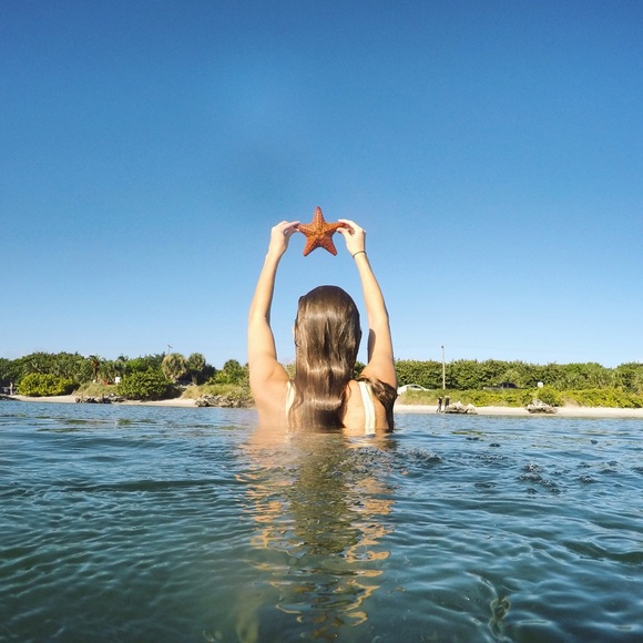 Meet your seller, Paige 🌻 - Picture 4 of 7