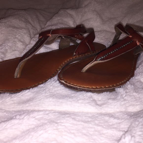American eagle sandals