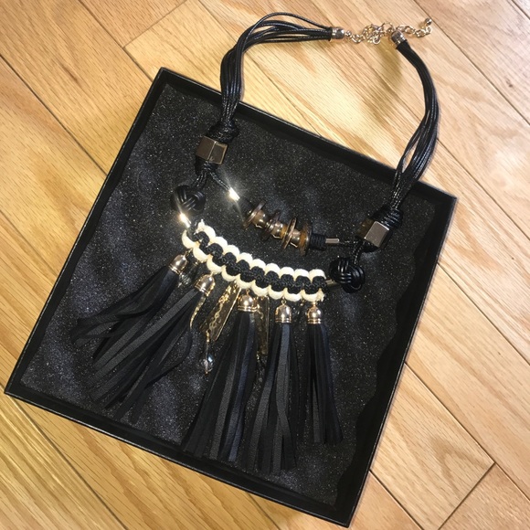 Tribal Latigra Statement Necklace *NWT* - Picture 4 of 6