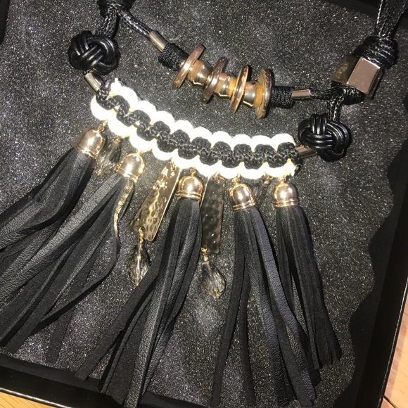 Tribal Latigra Statement Necklace *NWT* - Picture 5 of 6