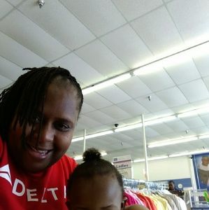 Meet your Posher, Deborah