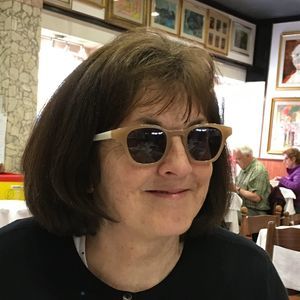 Meet your Posher, Leigh