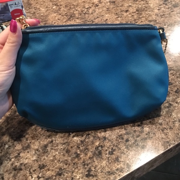 Coach wristlet - Picture 3 of 3