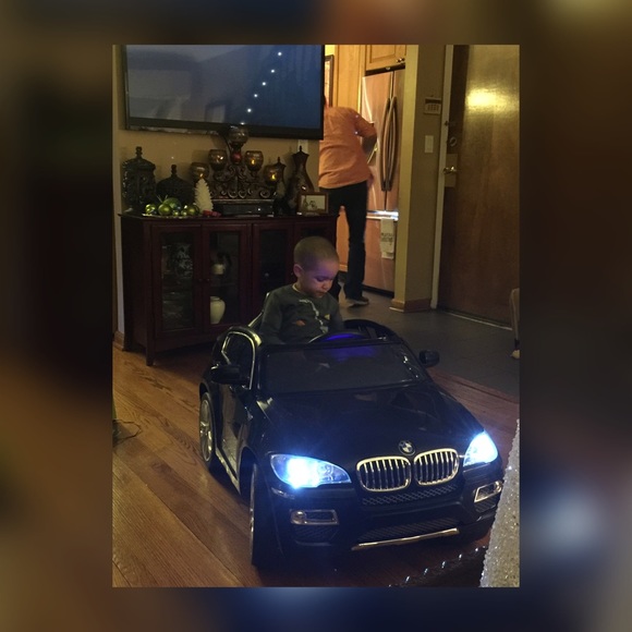 Meet your Posher, Sylvia - Picture 3 of 3