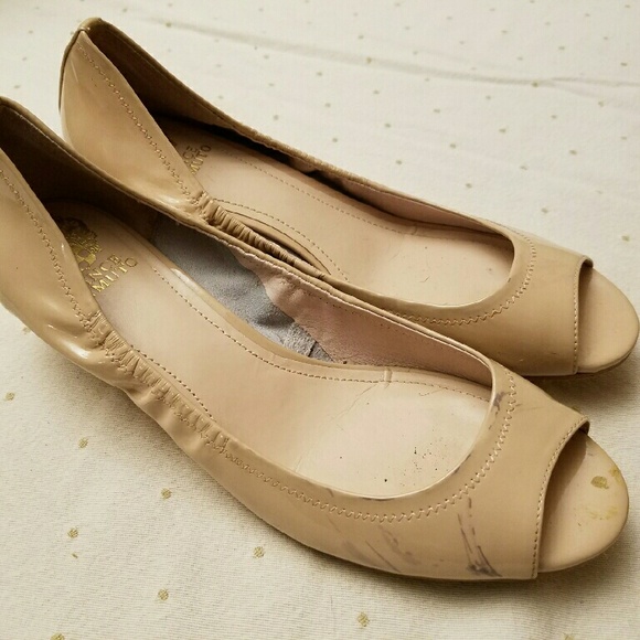 Vince camuto ryssa nude peep toe pumps