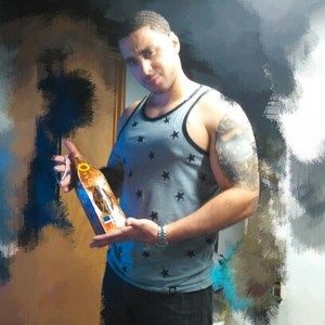 Meet your Posher, Julio