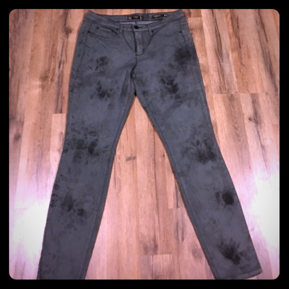 Kardashian kourtney jeggings