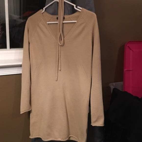 Venus knit sweater