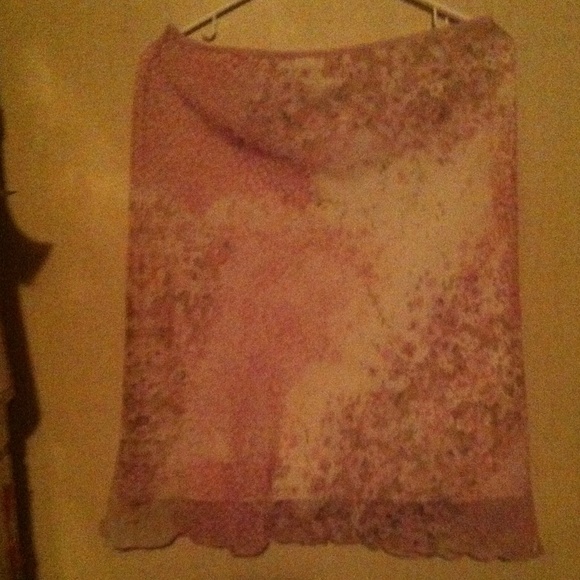 CUTE 💖 floral pattern skirt