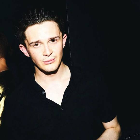 Meet your Posher, Alexander - Picture 1 of 1