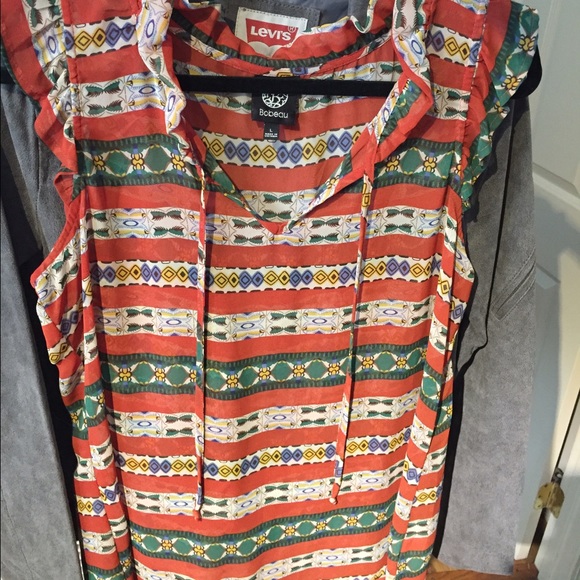 Patterned Bobeau Top
