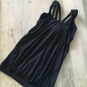 Lululemon top