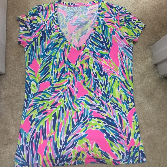 Lilly Pulitzer Michele Top in Multi Palm Reader