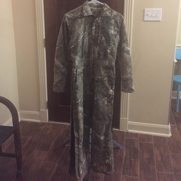 Boy's hunting bib. One hunt!