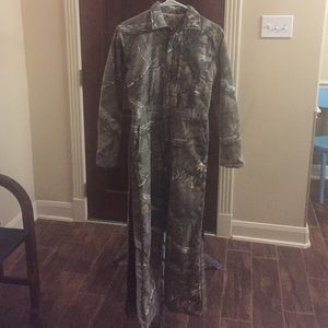 Boy's hunting bib. One hunt!