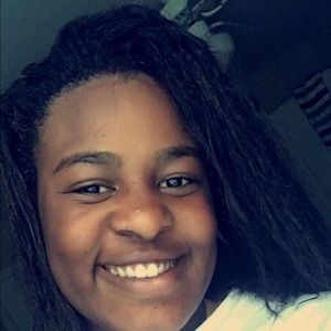 Meet your Posher, Kiashya